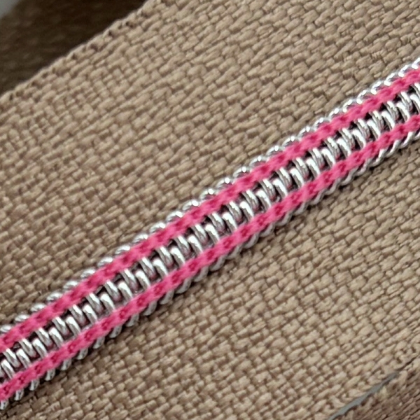 Feiner Reißverschluss Aalbraun Silber Neonpink